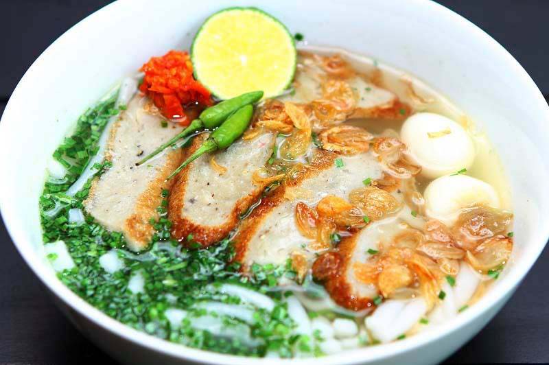 Bánh canh chả cá là đặc sản Bình Thuận