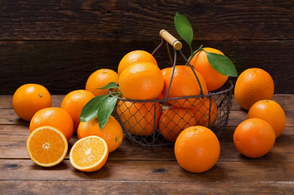 Cam cung cấp vitamin C giúp hệ miễn dịch hoạt động hiệu quả hơn