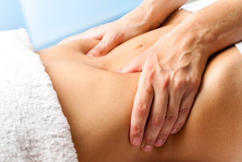 Giảm cân sau sinh mổ bằng cách massage giảm béo
