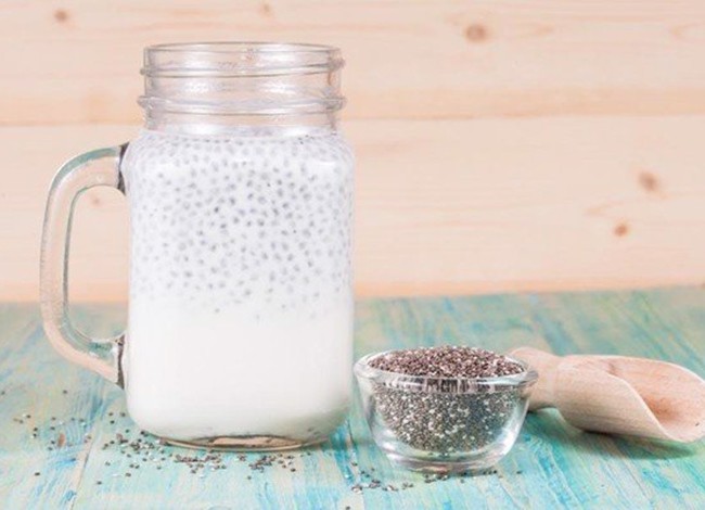 Sữa hạt chia là một loại thức uống thơm ngon giúp giảm cân hiệu quả