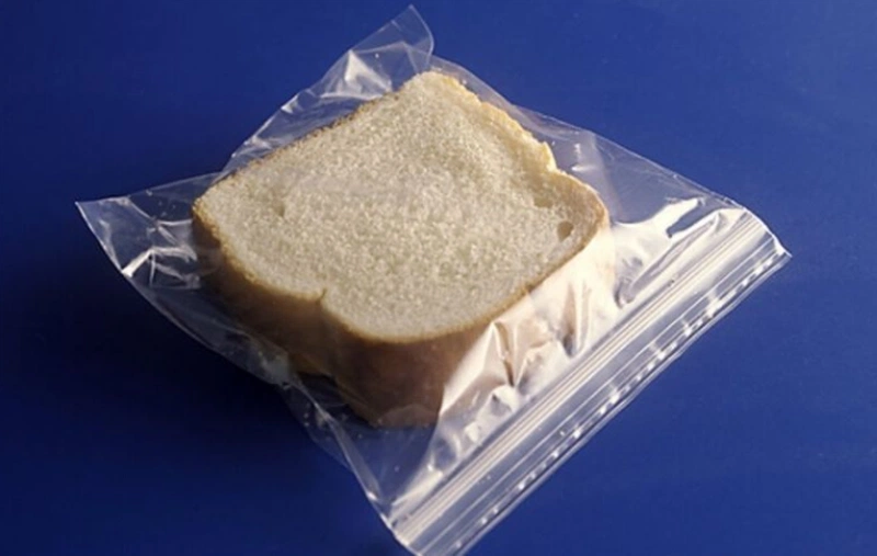 Đường có tác dụng hút ẩm và giữ độ ẩm cho bánh mì