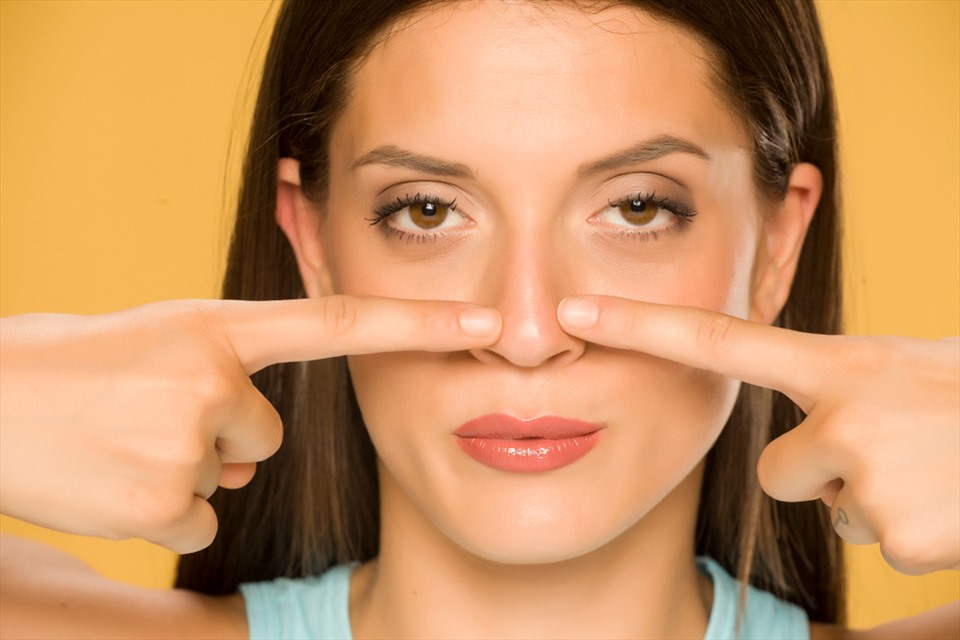 Chăm chỉ massage giúp cải thiện vùng mũi trở nên thon gọn hơn